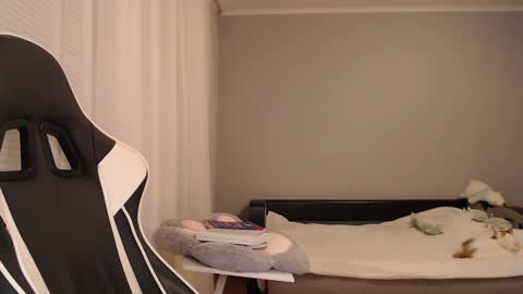 Amelia online show from 12/02/24, 08:11