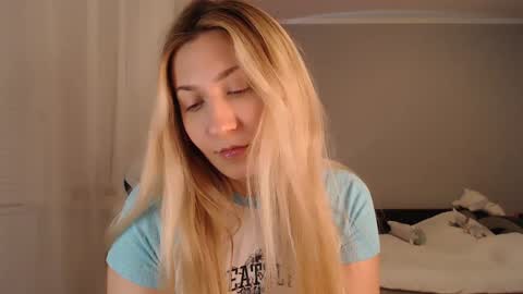 Amelia online show from 12/24/24, 08:05