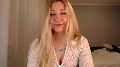 Amelia online show from 03/02/25, 07:34