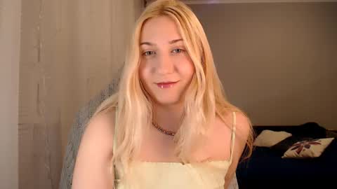 Amelia online show from 11/11/25, 05:24