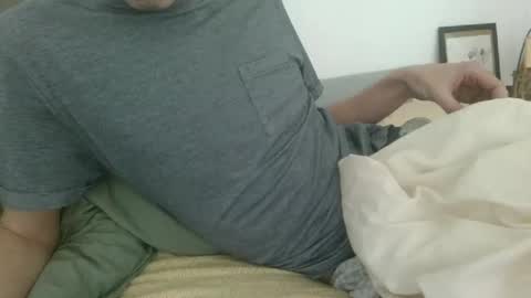 Snapshot of vic4tens18 chatting on 12/17/24, 10:23 vic4tens online show from 12/17/24, 10:23