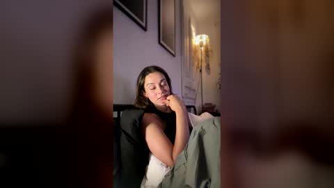 Snapshot of vicahsade chatting on 04/21/26, 08:23 Victoria S. Im still alive if you want a custom write me via tip note. For now this is the way online show from 04/21/26, 08:23