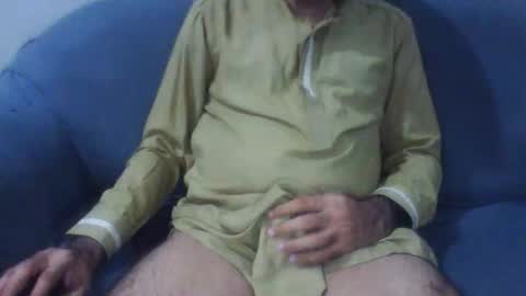 Snapshot of vicky_5540 chatting on 10/11/25, 06:50 Big Dick Sxy Ass online show from 10/11/25, 06:50