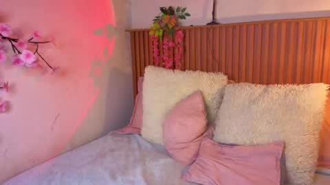 VICTORIA online show from 09/30/25, 08:36