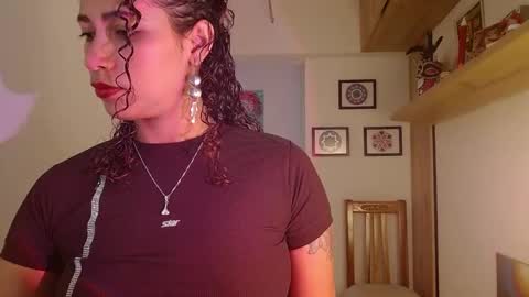 Vicky  online show from 02/08/25, 04:36