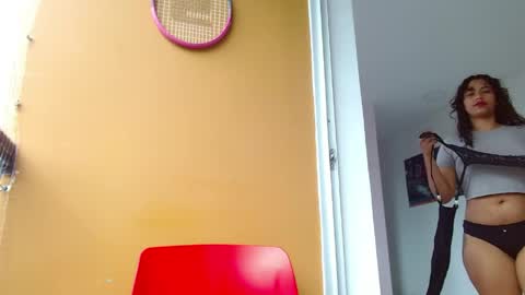 Vicky  online show from 04/19/26, 09:06