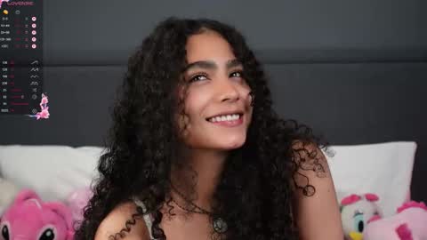 vicky_curly online show from 12/15/25, 03:33