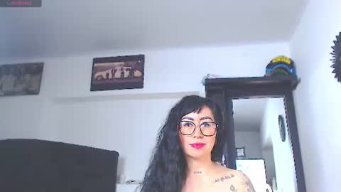 Vicky  online show from 06/12/26, 08:35