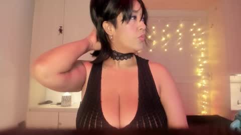 V I C K Y online show from 03/27/26, 07:46