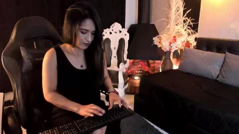 Vicky online show from 02/24/26, 06:11