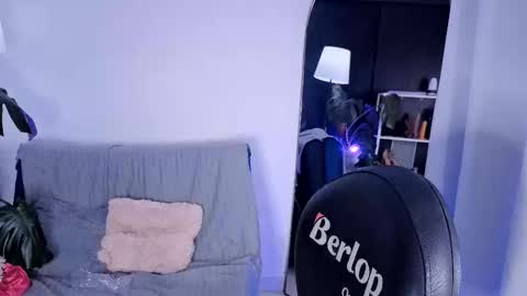 Vicky Greys online show from 10/12/25, 06:40