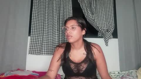 Snapshot of vickyhm22 chatting on 10/08/25, 09:18 vickyhm22 online show from 10/08/25, 09:18