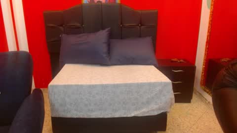 Vicky online show from 01/07/25, 07:28