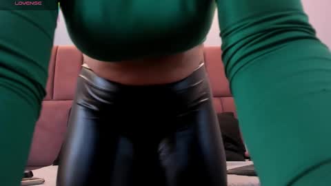 Snapshot of vickyjohnson1 chatting on 01/18/26, 08:01 Vicky online show from 01/18/26, 08:01