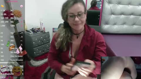 Valentina online show from 02/11/25, 10:50