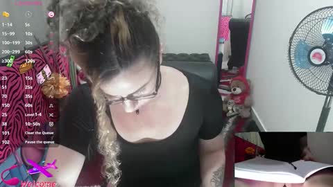 Valentina online show from 10/13/25, 07:25