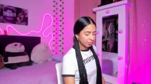 VICTORIA 3 online show from 10/21/25, 12:22