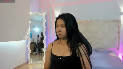 Snapshot of victoria1_tay chatting on 06/24/26, 07:13 victoria1_tay online show from 06/24/26, 07:13