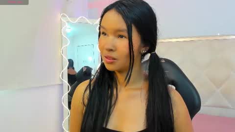 Snapshot of victoria1_tay chatting on 06/25/26, 07:18 victoria1_tay online show from 06/25/26, 07:18