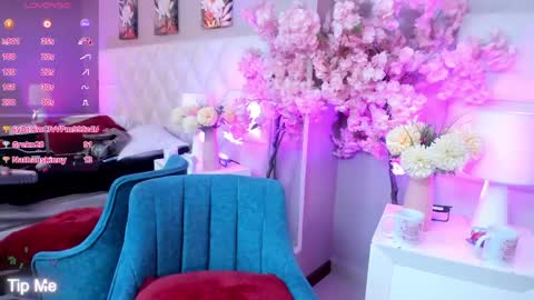 Snapshot of victoria__lee_ chatting on 05/23/26, 03:38 victoria__lee_ online show from 05/23/26, 03:38