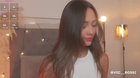         online show from 10/10/25, 02:05