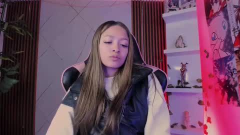  Victoria for you  online show from 03/05/25, 11:28