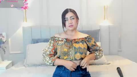 Snapshot of victoria_bourne chatting on 10/22/25, 07:13 victoria online show from 10/22/25, 07:13