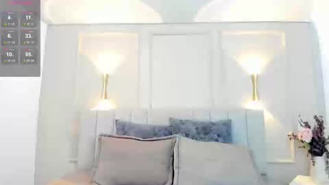 victoria  online show from 12/17/25, 07:09