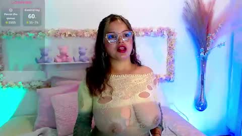 victoria_cherry_ online show from 10/02/25, 11:39
