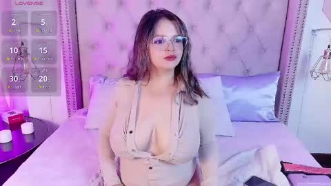 Snapshot of victoria_cherry_ chatting on 04/16/26, 11:11 victoria_cherry_ online show from 04/16/26, 11:11