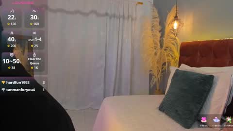 victoria online show from 09/29/25, 07:51