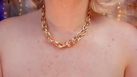 diorvictoria9 online show from 01/06/25, 09:22