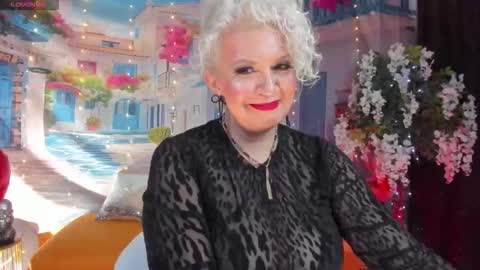 diorvictoria9 online show from 10/22/25, 03:56