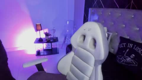 Snapshot of victoria_floyd1 chatting on 04/09/26, 12:54 victoria_floyd1 online show from 04/09/26, 12:54