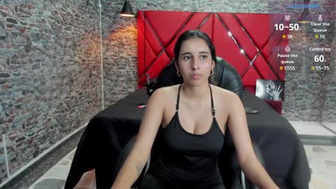 Victoria Houston  online show from 02/09/25, 02:38