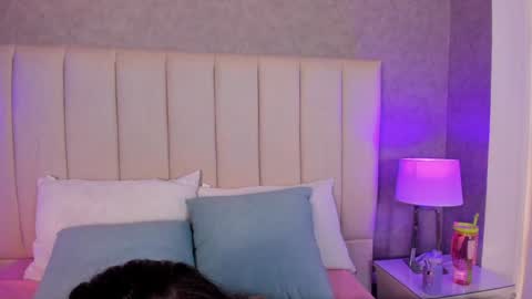  Victoria Lozano  online show from 02/08/25, 12:50