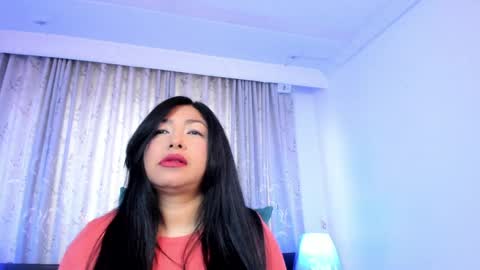 Snapshot of victoria_kim_lee chatting on 05/19/26, 12:11 Victoria online show from 05/19/26, 12:11