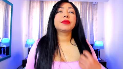 Snapshot of victoria_kim_lee chatting on 05/23/26, 01:48 Victoria online show from 05/23/26, 01:48