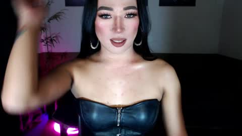 Victoria online show from 04/23/26, 06:21