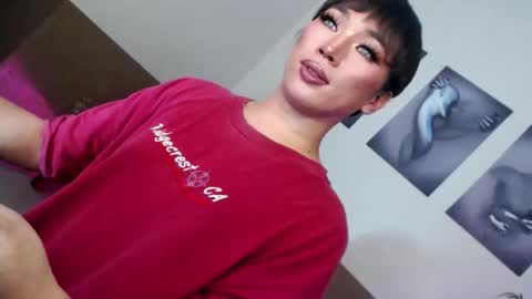 Victoria online show from 05/21/26, 08:27