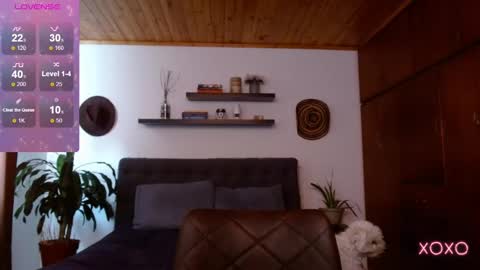 VICTORIA MARTELO online show from 01/06/25, 06:31