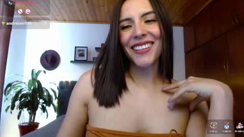 VICTORIA MARTELO online show from 02/10/25, 04:25