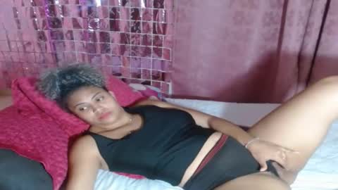 Snapshot of victoria_miler chatting on 02/20/25, 10:26 VICKY online show from 02/20/25, 10:26