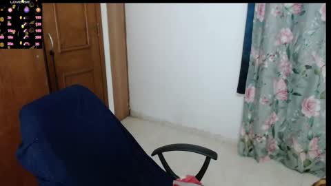 Snapshot of victoria_milf06 chatting on 03/02/26, 08:21 victoria online show from 03/02/26, 08:21