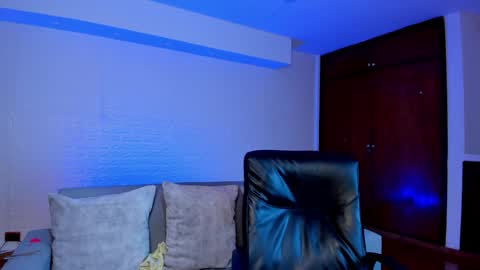 Victoria   Everyday From 1400 to 2130 Col Time online show from 02/07/25, 06:34