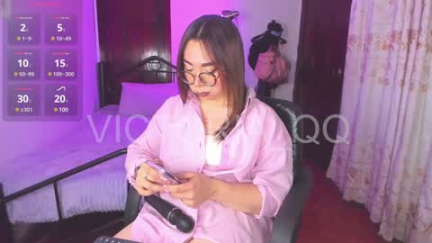 D A N I online show from 02/01/25, 03:30