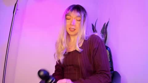 D A N I online show from 10/15/25, 02:11