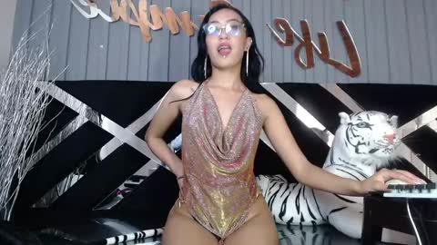 Snapshot of victoria_ricci_a chatting on 01/14/25, 07:53 Victoria online show from 01/14/25, 07:53