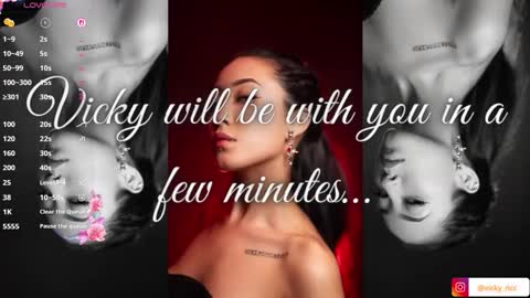 Snapshot of victoria_ricci_a chatting on 10/15/25, 04:01 Victoria online show from 10/15/25, 04:01