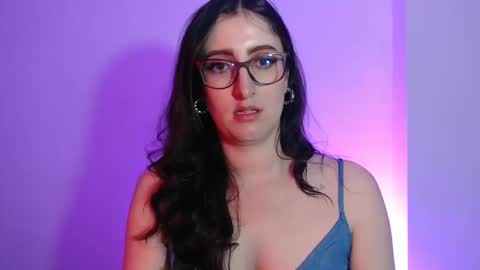 Victoria online show from 02/11/25, 11:44